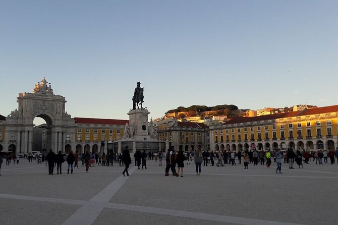 4H Tuk Tuk Tour All Lisbon - Tour Highlights