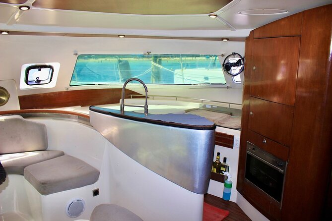 4hrs / 46ft Catamaran Private Charter From Cancun to Isla Mujeres - Catamaran Specifications and Features