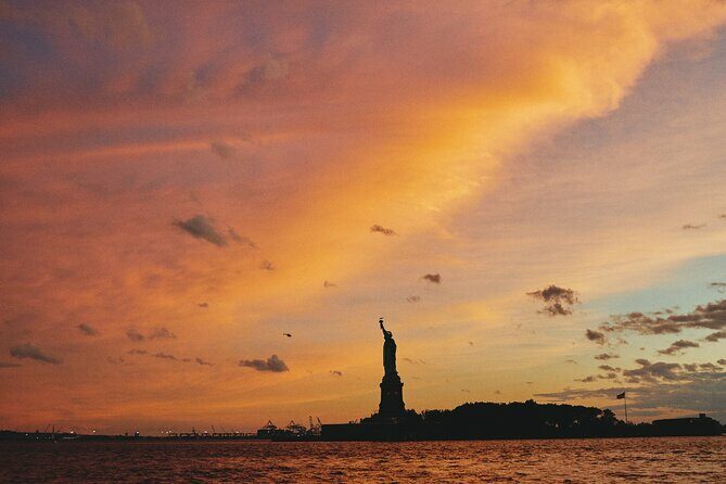 4th of July Fireworks Cruise with Open Bar, Buffet and Live Music - A Detailed Look at the Experience