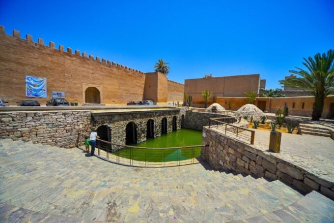 4×4 Jeep Sahara Desert Tour With Lunch & Hotel Transfers - Moroccan Pottery and Ceramics