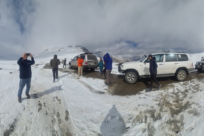4×4 Private Driver and Guide in Kyrgyzstan - Key Points