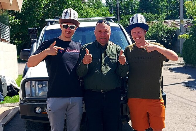 4×4 Private Driver and Guide in Kyrgyzstan - Meeting and Pickup