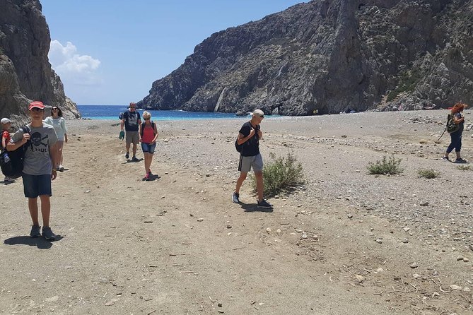 4x4 Safari Tour South Crete Agiofarago Matala - Driving Through Vineyards
