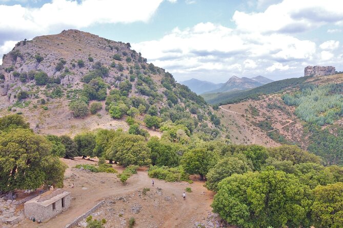 4x4 Tour of Orgosolo: Murals and Typical Lunch at the Shepherds - Meeting and Pickup Details
