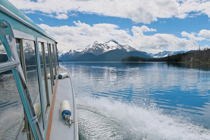 5.5-Hour Jasper Wildlife and Waterfalls Tour With Maligne Lake Cruise From Jasper - Exploring Maligne Canyon and Medicine Lake