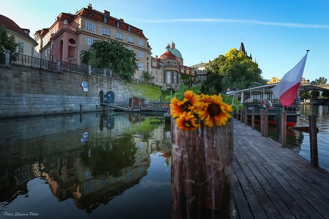 5 Countries in 9 Days: Prague, Vienna, Venice and Slovenia, Croatia - Transportation and Logistics