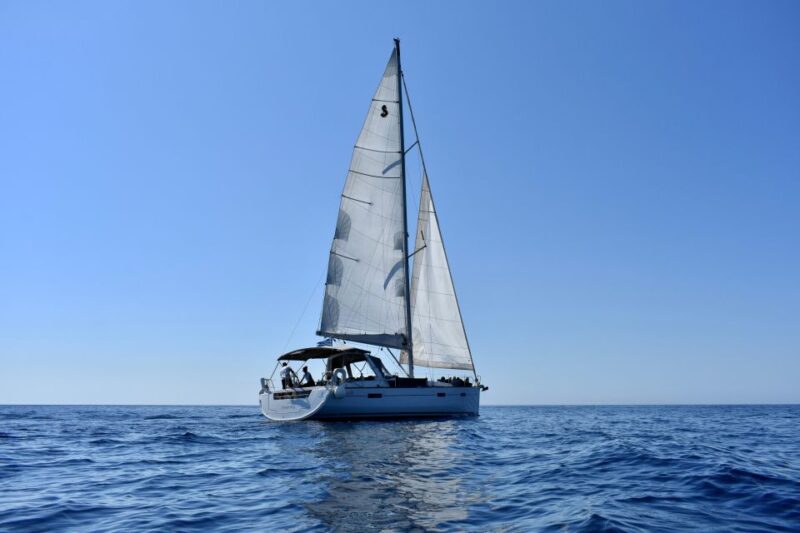 5-Day Crewed Charter The Discovery Beneteau Oceanis 45 - Sailing Experience