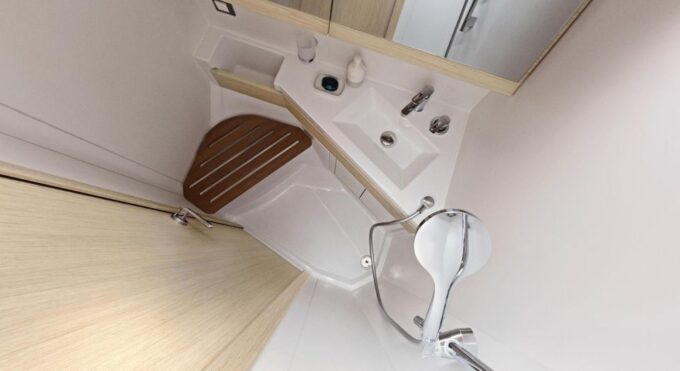 5-Day Crewed Charter The Discovery Beneteau Oceanis 46.1 - Security Deposit Requirements