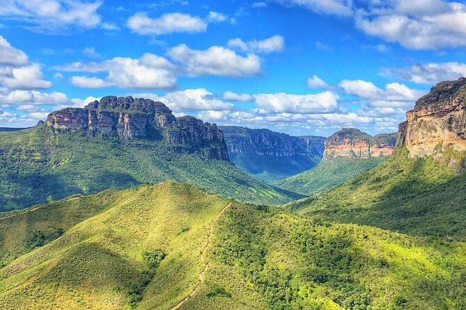 5-Day Experience to Vale Do Pati and Chapada Diamantina - Day 1: Departure and Hike