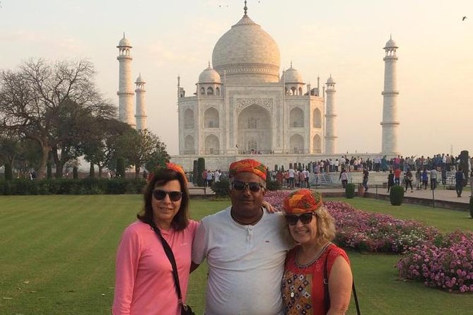 5-Day Private Luxury Golden Triangle Tour to Agra and Jaipur From New Delhi - Discovering Agras Architectural Gems