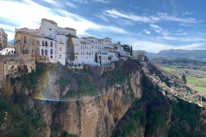5 Day Tour Andalusia With Costa Del Sol and Toledo - Accommodation and Transportation