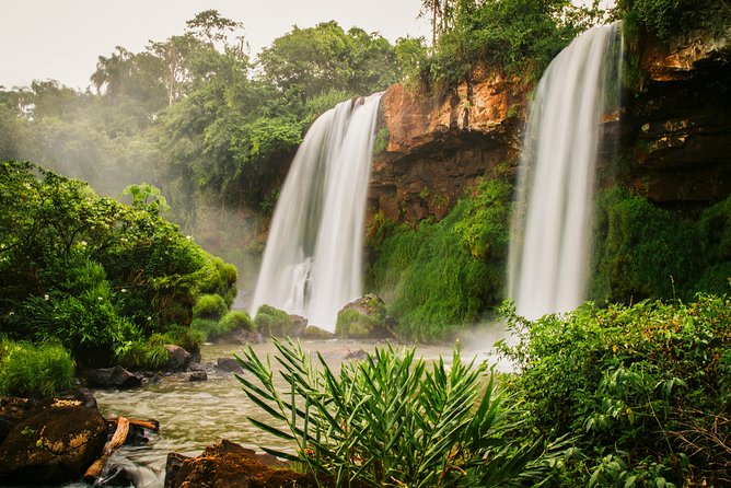 5-Day Tour to Iguazu Falls From Buenos Aires - Accessibility and Accommodations