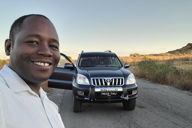 5-Day Tsirihina Rivertirp & Baobab Avenue Tour - Pickup and Drop-off