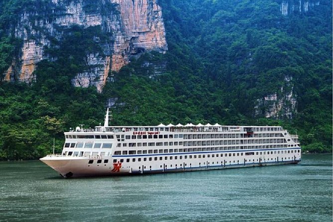 5-Day Yangtze River Cruise&Chongqing City Half Day Tour From Shanghai by Air - Tour Pricing and Policies
