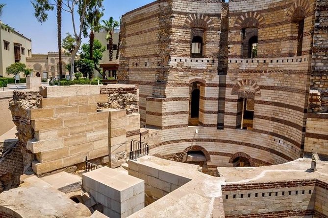 5 Days Cairo and Alexandria Package - Dress Code