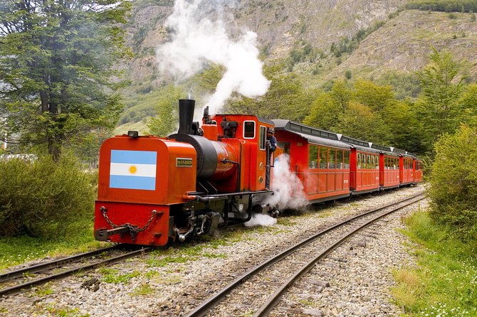 5-Days Discovery Ushuaia and El Calafate - All Glaciers Excursion