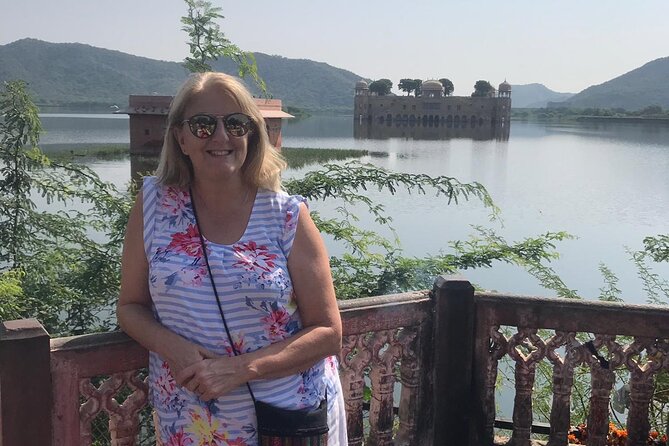 5 Days : Luxury Golden Triangle Tour - Discovering the Red Fort