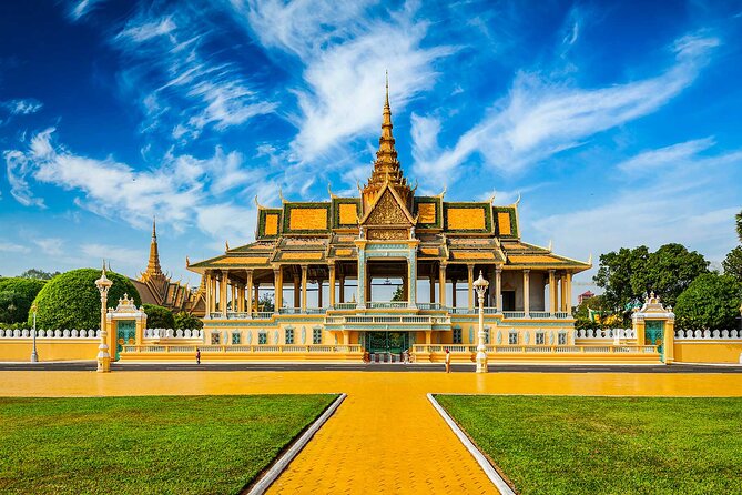 5 Days Private Guide Tour Phnom Penh to Siem Reap Included Domestic Flight - Pickup and Start Time