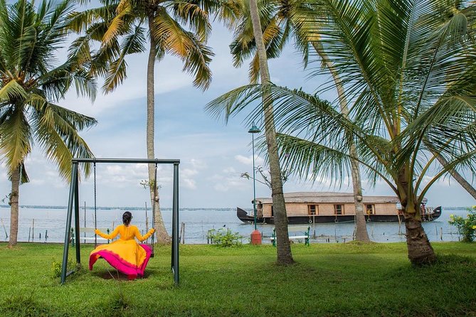 5 Days Private Kerala Tour Package by Saffron India Tours - Inclusions and Accommodations