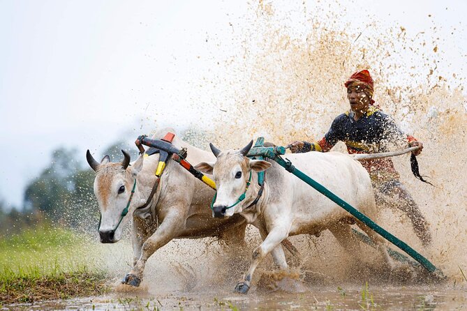 5-Days Private Tour in West Sumatera - Booking Details