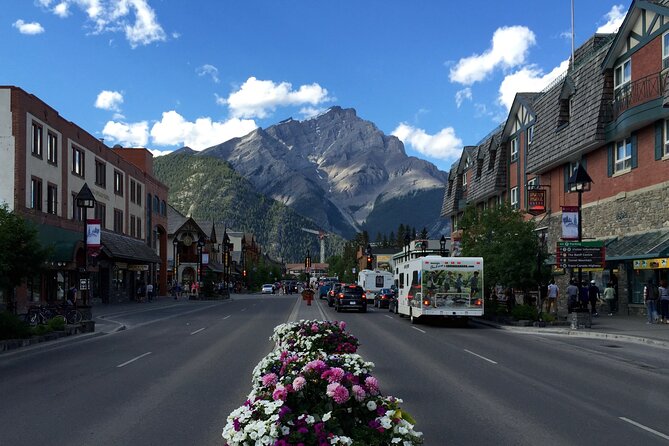 5 Days Rocky Tour | Banff, Lake Louise, Jasper, Yoho | YYC PU - Itinerary Day 1
