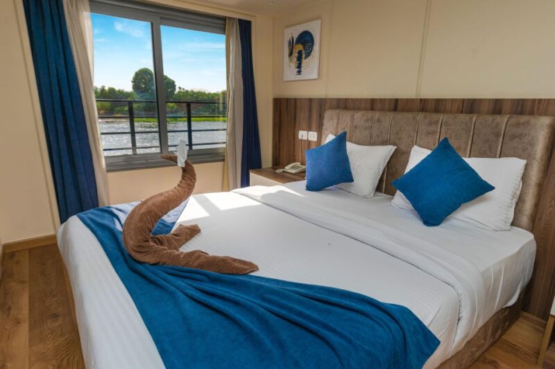 5 Days Sailing Tour From Luxor to Aswan : Royal Beau Ravage - Accessibility and Languages