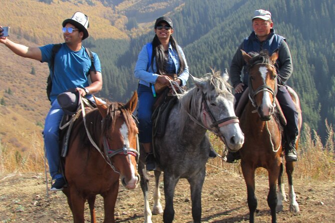 5 Days Sightseeing and Skiing Trip in Kyrgyzstan - Karakol City and Cultural Insights
