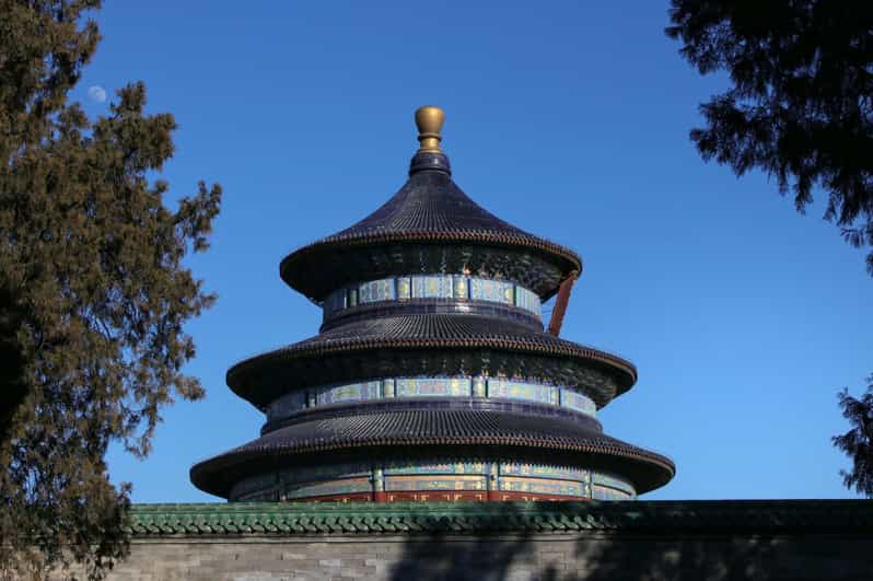 5-Hour Group Tour Temple Of Heaven And Silk/SandlewoodMuseum - Key Points