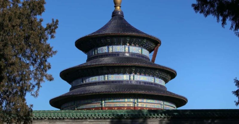 5-Hour Group Tour Temple Of Heaven And Silk/SandlewoodMuseum - Itinerary and Highlights