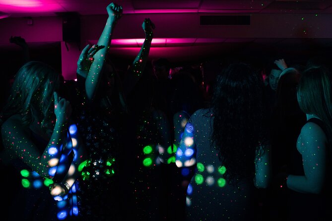 5-Hour Premium Night Pub Crawl Experience in Toronto - Additional Considerations