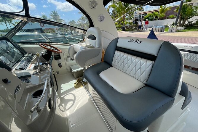 5-Hour Private 40 Yacht 2-Stop Tour to In-Ha Reef With Food, Drinks & Snorkel - Ratings and Reviews