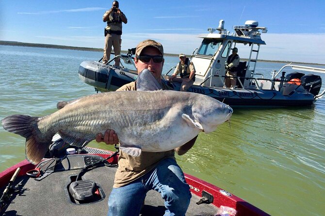 5-Hour Private Catfish Fishing Tour - Boat and Fishing Gear