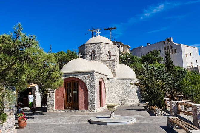 5 Hour Private Custom Land Tour in Santorini - Overview of the Tour