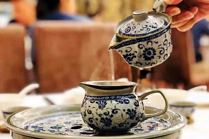 5-Hour Private Guangzhou Yumcha Tasting With Local Food Market Experience - Insights From a Local Foodie Guide