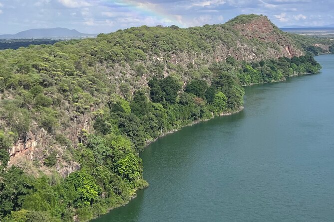 5-Hour Private Guided Tour in Lake Chala With Lunch - Accessibility and Restrictions