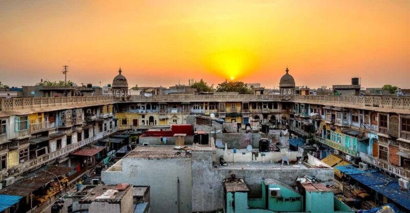 5-Hour Private Old Delhi Tour With Transfer and Entry Fee - Key Points
