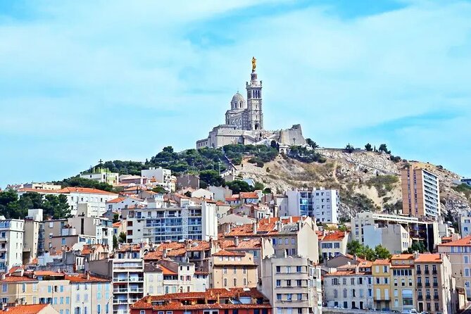 5-Hour Private Sightseeing Tour of the Provence From Marseille in Luxury Car - Exploring Cassis