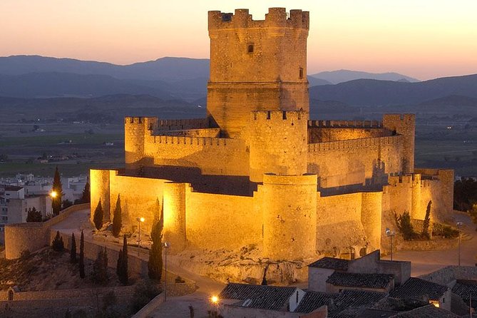 5-Hour Private Tour From Alicante to Villena - Accessibility and Group Size
