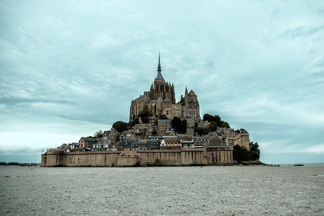 5-Hour Private Tour of Mt St Michel From St Malo With Pick up and Drop off - Transportation
