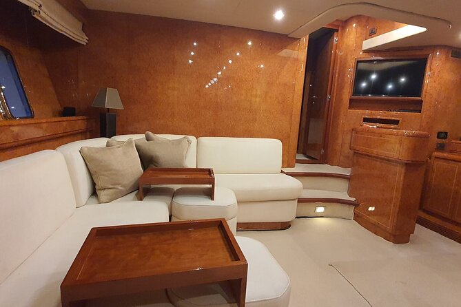 5 Hour Private Yacht Cruise in Delos Rhenia Mykonos Mangusta 72 - Dining and Refreshments