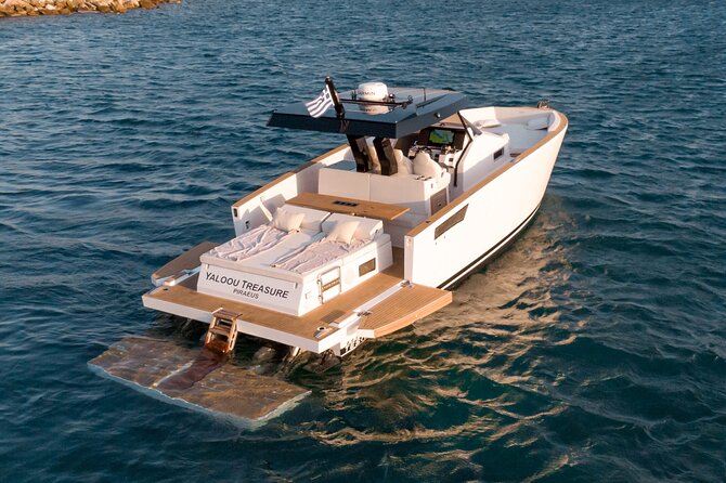5 Hour Private Yacht Cruise in Mykonos Tesoro 40 - Quick Points
