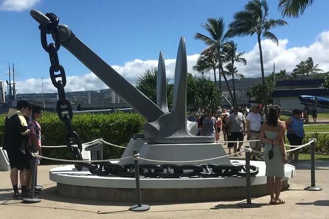 5 Hour Small Group Tour in Pearl Harbor and Honolulu - Transportation and Accessibility