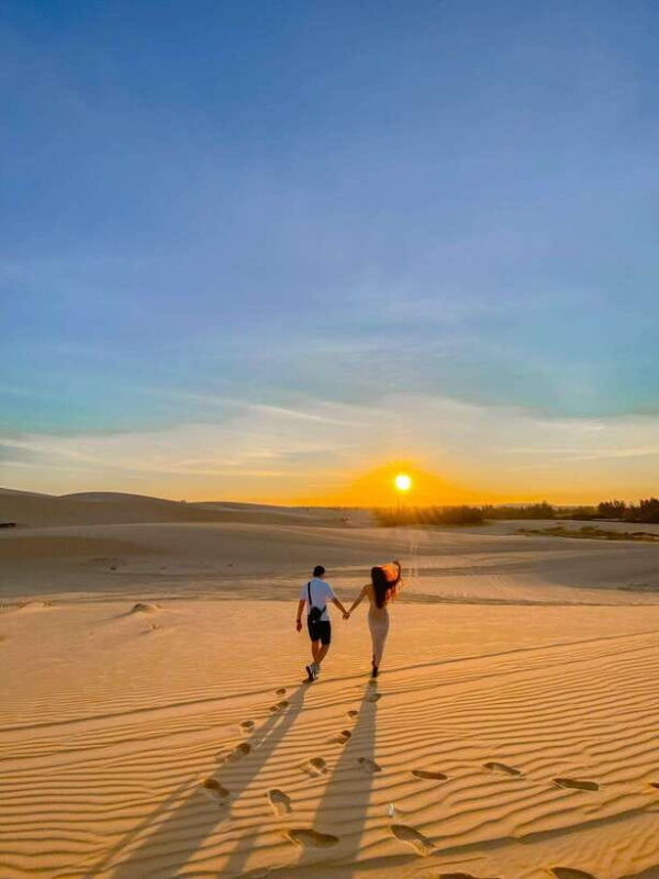 5-Hour Sunrise or Sunset Jeep Tour From Mui Ne Beach Town - Key Points