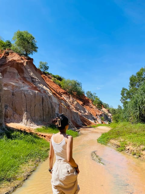 5-Hour Sunrise or Sunset Jeep Tour From Mui Ne Beach Town - The Red Sand Dunes Experience