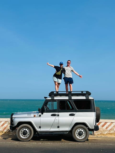 5-Hour Sunrise or Sunset Jeep Tour From Mui Ne Beach Town - White Sand Dunes