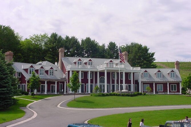 5-Hour Traverse City Wine Tour: 3 Wineries on Leelanau Peninsula - Meeting Point and Pickup Times