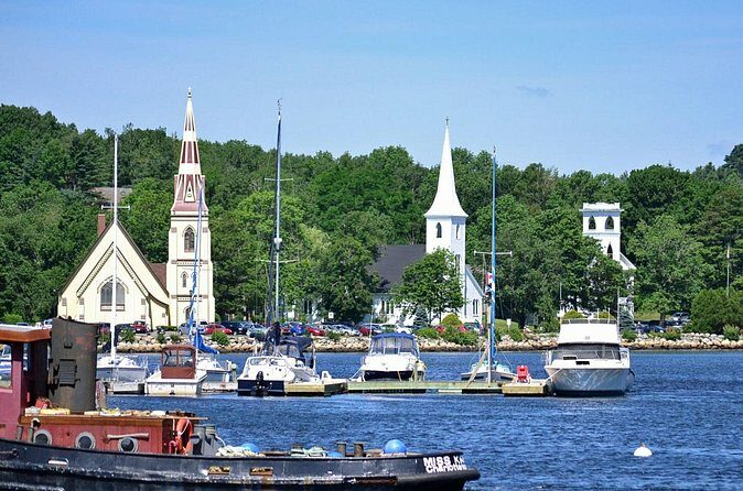5 Hours Peggys Cove,Mahone Bay, Lunenburg Tour - What the Reviews Say