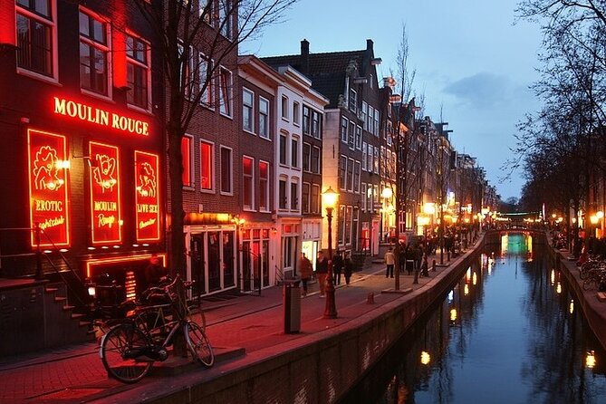 5 Hrs Golden Age Amsterdam Private Walking Tour With Local Guide - Informative and Engaging