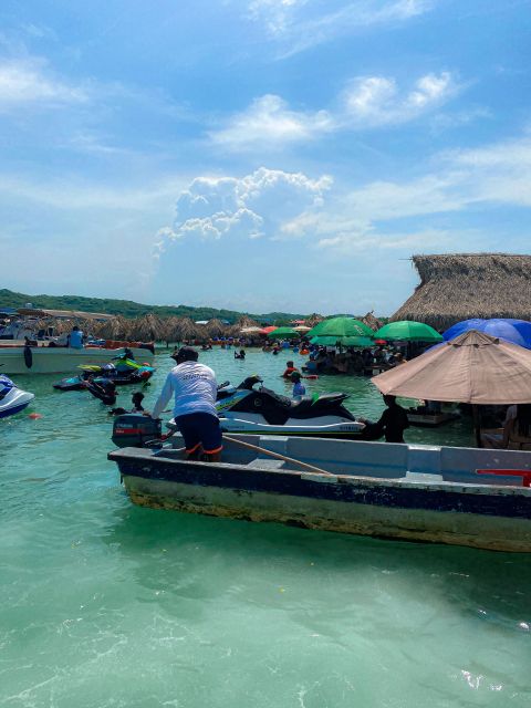 5 Islands Tour Snorkel, Lunch and Music Cartagena - Prohibited Items and Conduct