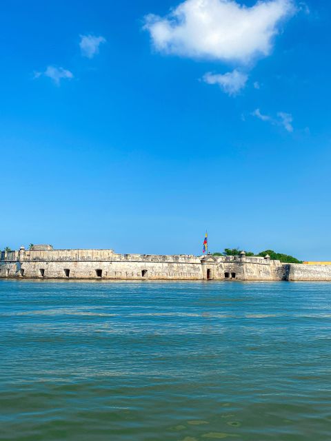 5 Islands Tour Snorkel, Lunch and Music Cartagena - Meeting Point and Duration
